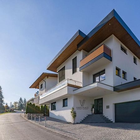 Van'S Place, Luxury Apartment كالتنباش المظهر الخارجي الصورة